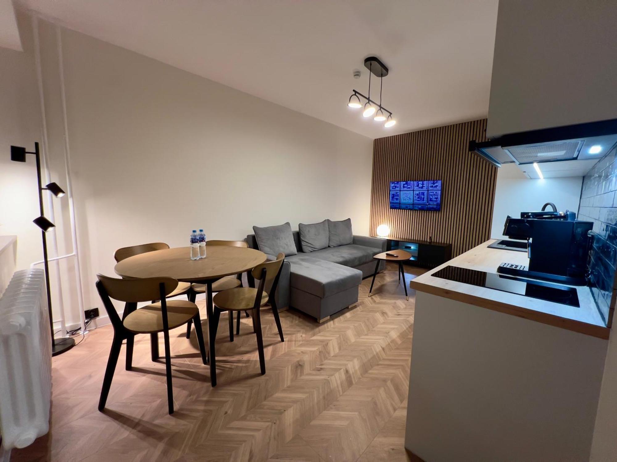 Apartament Dworcowa コニン エクステリア 写真