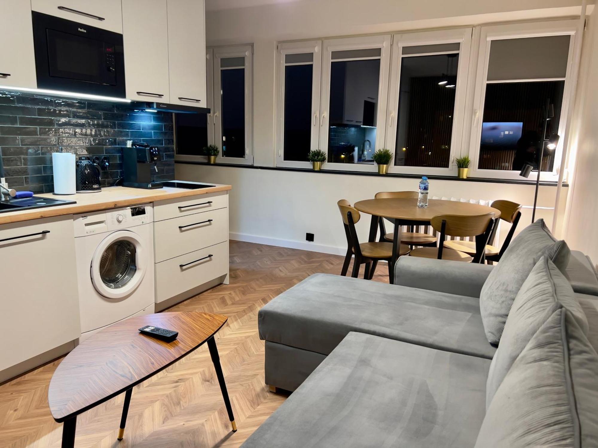 Apartament Dworcowa コニン エクステリア 写真