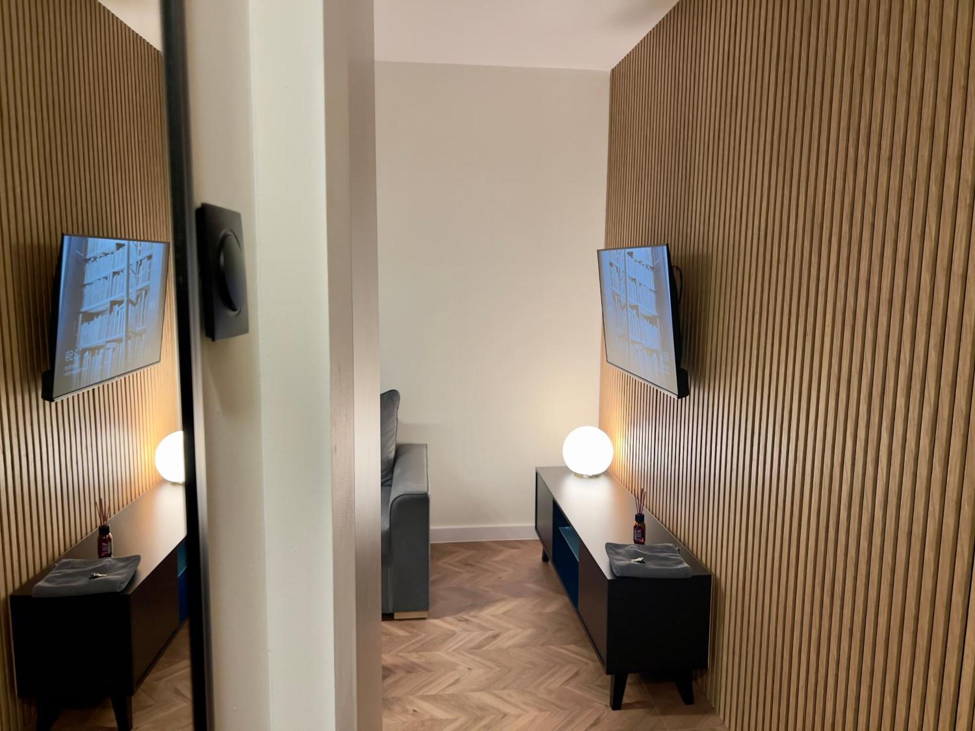 Apartament Dworcowa コニン エクステリア 写真